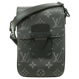 Bolso de hombro vertical Louis Vuitton Monogram Eclipse S-Lock Negro