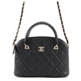 Sac à épaule Chanel Matelassé en agneau noir Noir