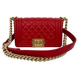 Chanel Le Boy Schultertasche aus rotem Leder Rot