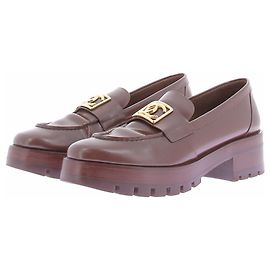 Chanel Mocassim em couro castanho Marrom
