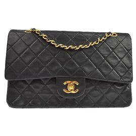 Chanel Vintage Classic Double Flap Quilted Lambskin Medium Nero