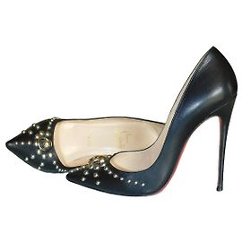 Décolleté in pelle borchiate Christian Louboutin Nero