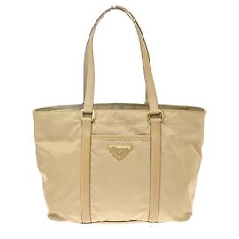 Prada Re-Edition 1978 Pocket Re-Nylon avec cuir Saffiano Medium Beige