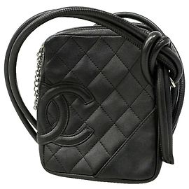 Chanel Cambon Schultertasche aus Lammleder Schwarz