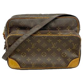Louis Vuitton Monogram Nile Schultertasche Braun