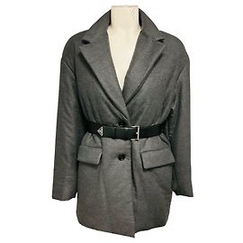 Prada gesteppte Caban-Jacke in Ardesia-Grau, einreihig, mit Gürtel und Logo-Plakette aus Kalbsleder Grau