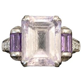Mauboussin Ring aus Weißgold mit Amethyst und Diamanten Weiß Lila