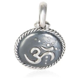 Pingente Amuleto Om em Prata Esterlina e Diamantes David Yurman Outro
