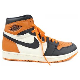 Autre Marque Nike Jordan Sneaker Schwarz Weiß Orange