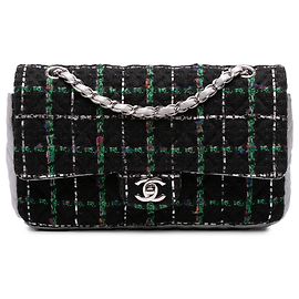 Chanel Preto Médio Clássico Matelassê de Tweed e Couro de Cordeiro Metálico com Dupla Aba Preto