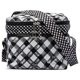 Chanel Lunch Box Schultertasche aus schwarzem CC Canvas Gingham Schwarz