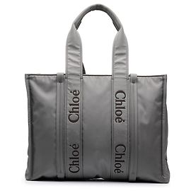 mala Woody Tote Large em Nylon Cinza Chloé Marrom
