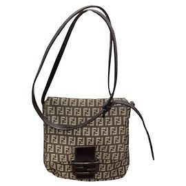 Fendi Zuccino Pochette Marrom