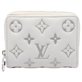 Louis Vuitton Portefeuille Lou LV Ski Monogram Embossed Lambskin Wallet Argento Metallico