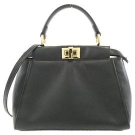 Bolsa Fendi Peekaboo Mini em lambskin Preto