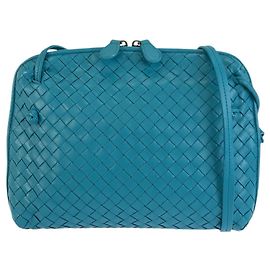 Bottega Veneta Turquoise Leather Shoulder Bag Blue