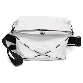Cinto Bottega Veneta Tent em Nylon Branco