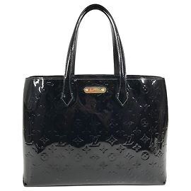 Louis Vuitton Monogram Vernis Wilshire MM Schultertasche Weiß Koralle
