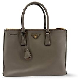 Prada Galleria Lederriemen Braun
