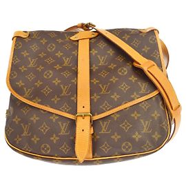 Louis Vuitton Saumur Monogram Canvas 35 Castaño