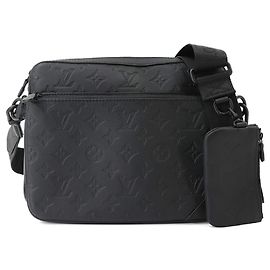 Bolsa de Ombro Trio Monogram Shadow Louis Vuitton Preto