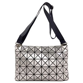 Bolsa de Ombro Issey Miyake Bao Prata