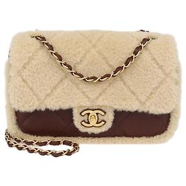 Bolsa de aba média Chanel em couro acolchoado e pele de carneiro bege e castanho Marrom Bege