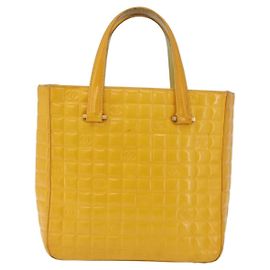 Chanel Chocolate Bar CC Quilted Patent North South Giallo