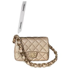Bolso Chanel Flap Bag de piel de cordero dorado Dorado