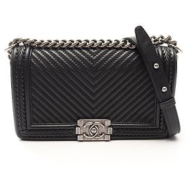 Bolsa de Ombro Chanel Boy em Couro Preto Preto