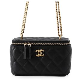 Chanel Schultertasche mit Kette in Schwarz Schwarz