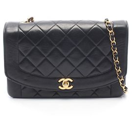 Borsa a tracolla Chanel Matelassé Diana Flap Nero