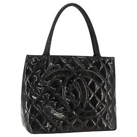 CHANEL Standard Tote Bag Patent leather Black CC Altro