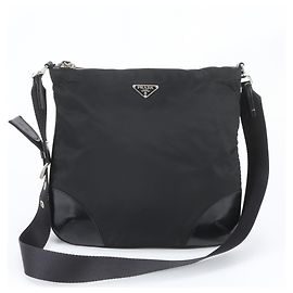 Borsa a tracolla in pelle e nylon Tessuto con logo triangolare Prada Nero
