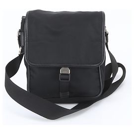 Prada Tessuto Nylon Messenger-Tasche mit Leder-Dreieckslogo Schwarz