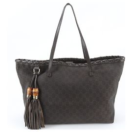 Saco Tote Gucci GG Canvas com Borla de Bambu Marrom
