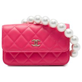 Clutch Chanel Maxi Pearls de piel de cordero acolchada rosa con cadena Rosa