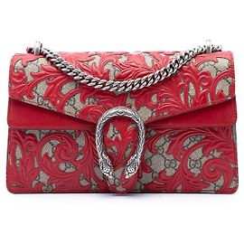 Bolso de hombro Gucci Dionysus Arabesque GG Supreme rojo Medium Roja