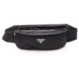 Prada Gürteltasche Schwarz aus Nylon und Saffiano Leder Schwarz