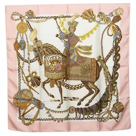 Hermès Lenço Hermes Carre 90 Le Timbalier Rosa Multicor