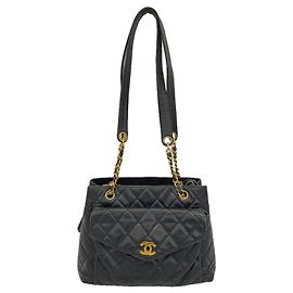 Saco Tote Chanel em couro de bezerro grão preto Preto