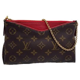 Louis Vuitton Monogram Pallas Clutch Braun Beige
