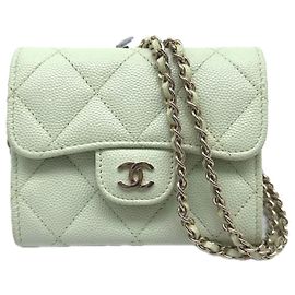 Bolso de hombro mini cartera Chanel Matelassé Classic Chain Verde