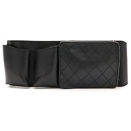 Bolso cinturón Chanel Uniform Matelassé Negro