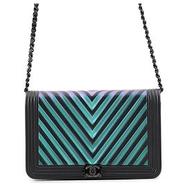 Cartera con cadena Chanel Boy Chanel Negro Azul