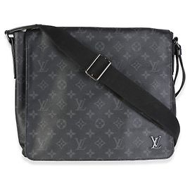 Louis Vuitton Monogram Eclipse Canvas District MM Noir
