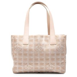 Sac cabas Chanel New Travel Line en nylon beige Beige