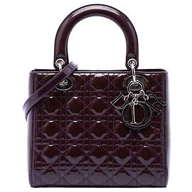 Borsa Lady Dior Medium in pelle vernice Cannage viola Porpora