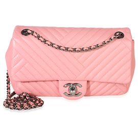 Sac Chanel Mini Rectangular Flap Bag en cuir d'agneau matelassé rose avec CC Crossing Rose