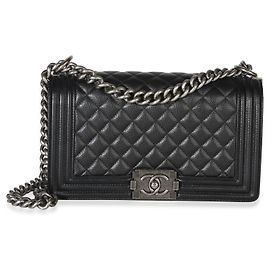 Borsa Chanel Medium Boy Bag in pelle caviar matelassé nera Nero